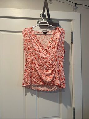 Talbots Coral and White Floral Surplice Ruched Top size large